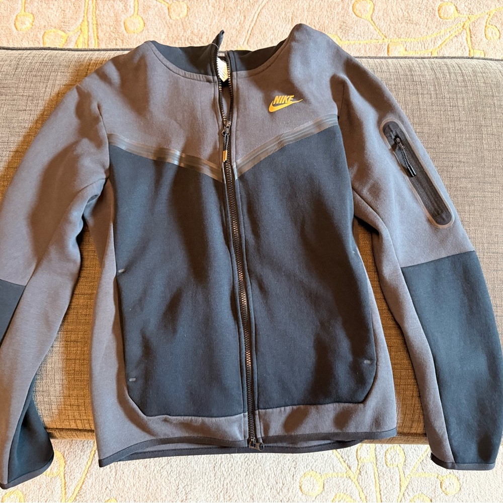 Nike Tech Black Full-Zip Sweatshirt